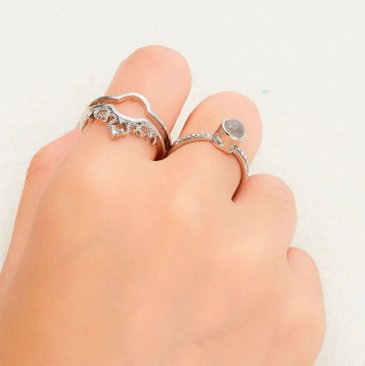 100 Languages 'I love you' ring