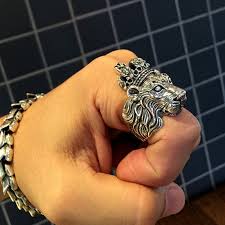 Retro Crown Lion Ring